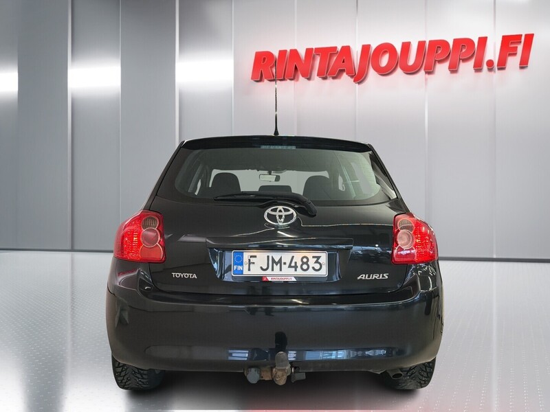Toyota Auris vaihtoauto