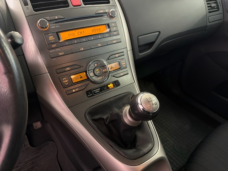 Toyota Auris vaihtoauto