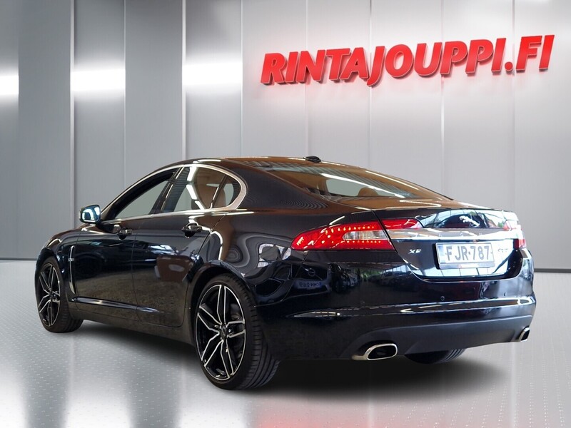 Jaguar XF vaihtoauto