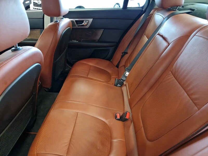 Jaguar XF vaihtoauto