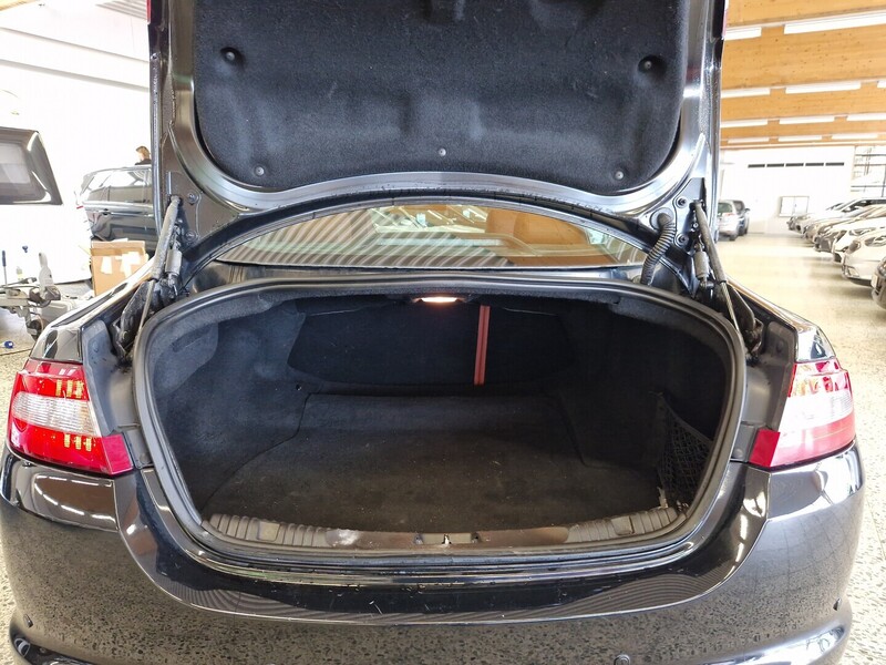 Jaguar XF vaihtoauto