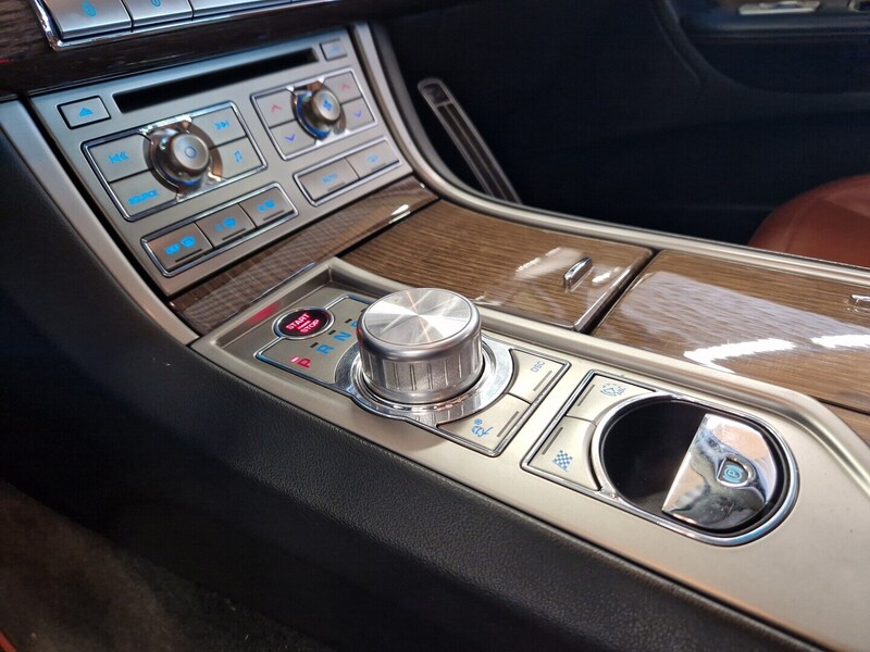 Jaguar XF vaihtoauto