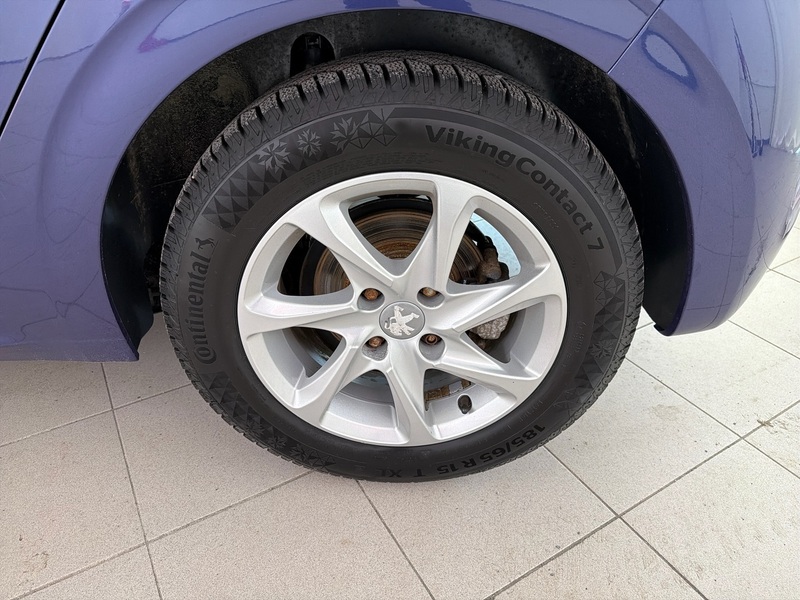 Peugeot 208 vaihtoauto