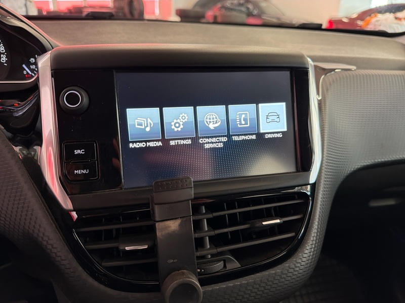 Peugeot 208 vaihtoauto