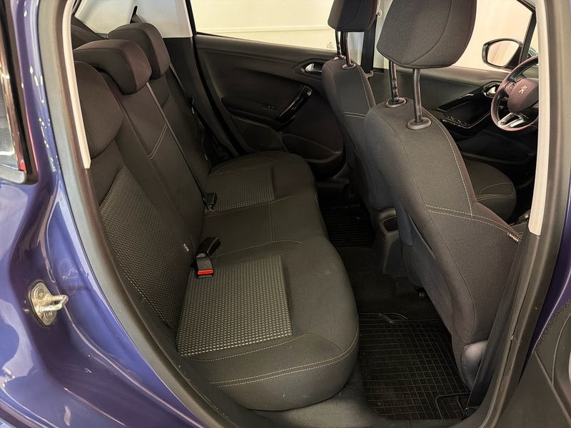 Peugeot 208 vaihtoauto