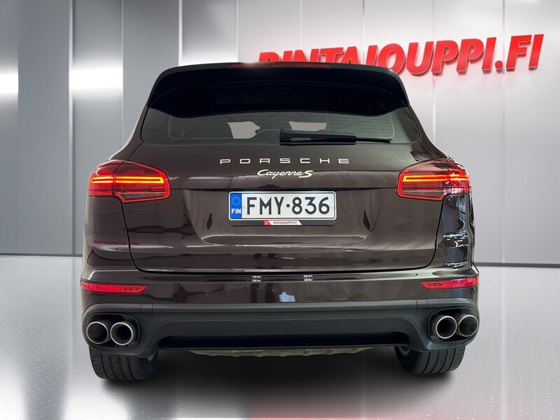 Porsche Cayenne vaihtoauto