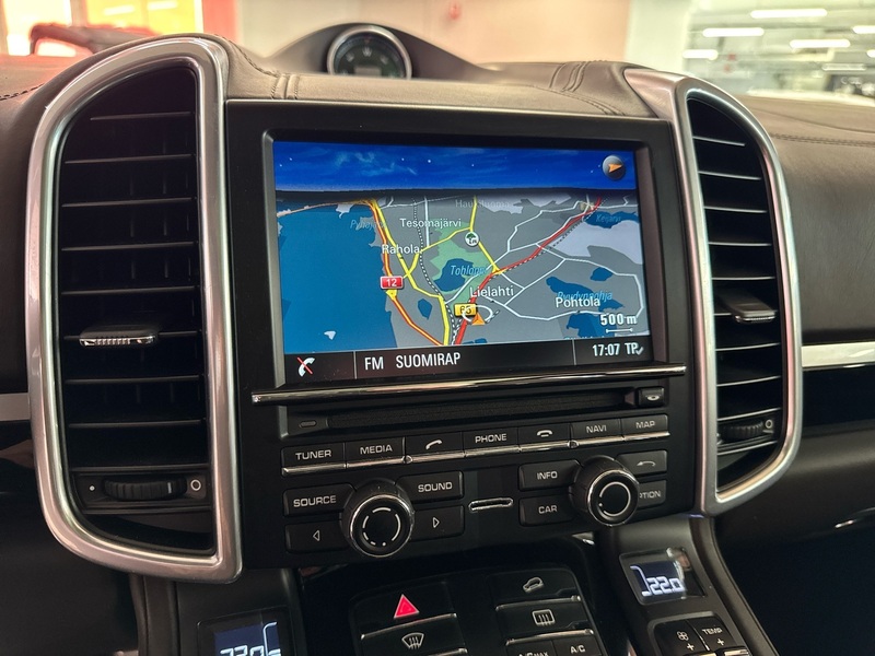 Porsche Cayenne vaihtoauto