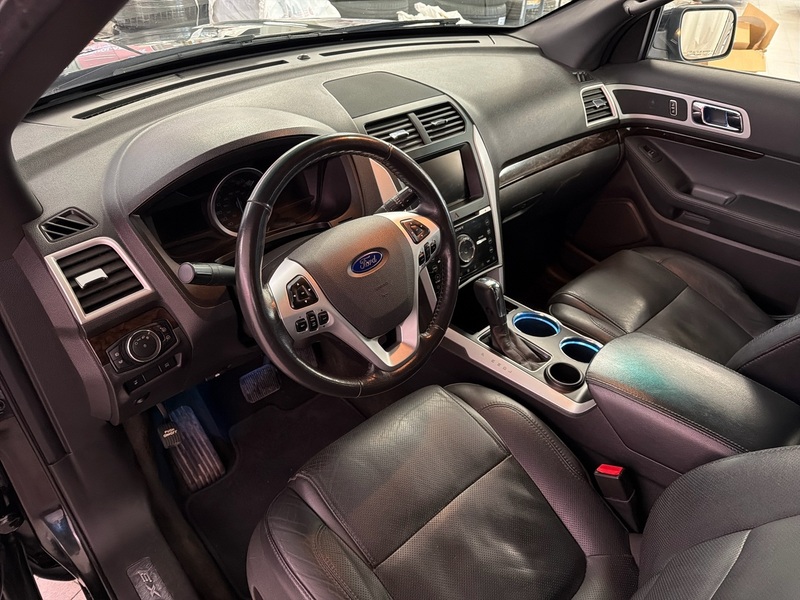 Ford USA Explorer vaihtoauto