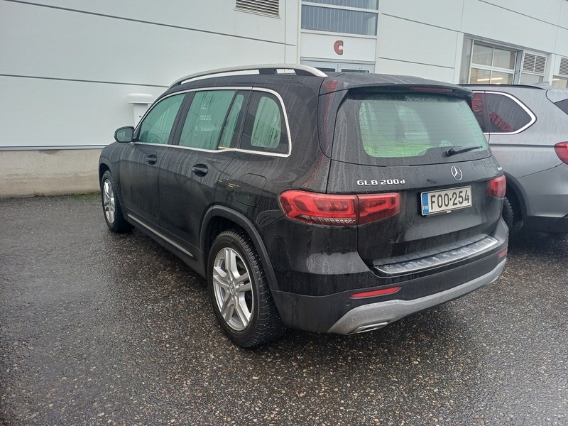 Mercedes-Benz GLB vaihtoauto