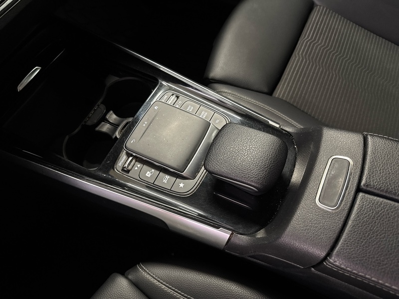 Mercedes-Benz GLB vaihtoauto