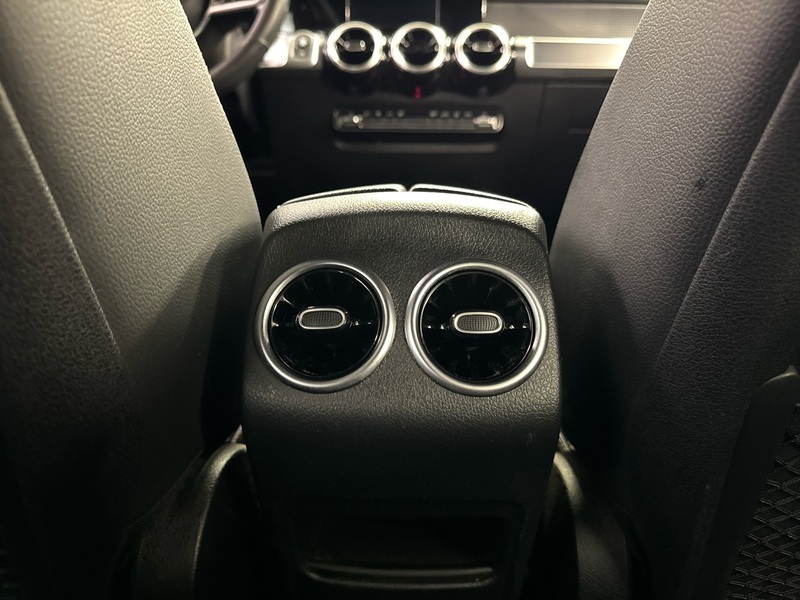 Mercedes-Benz GLB vaihtoauto