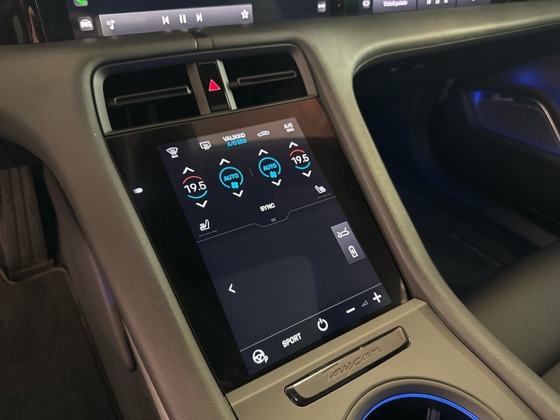 Porsche Taycan vaihtoauto