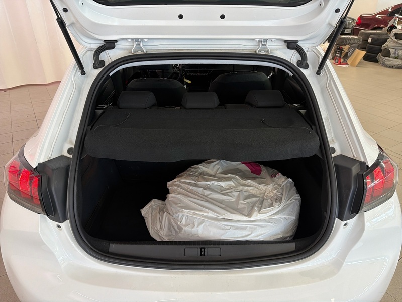 Peugeot 208 vaihtoauto