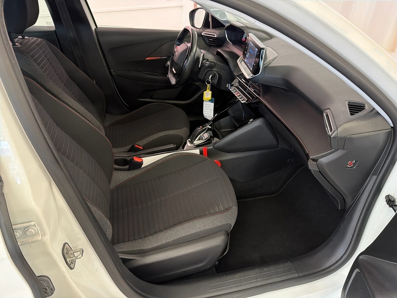 Peugeot 208 vaihtoauto