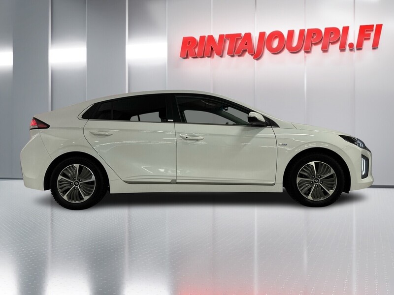 Hyundai IONIQ plug-in vaihtoauto