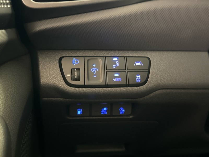 Hyundai IONIQ plug-in vaihtoauto