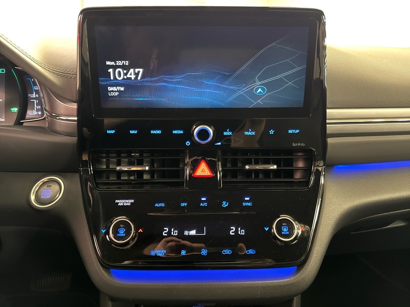 Hyundai IONIQ plug-in vaihtoauto