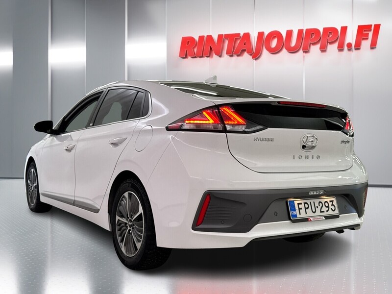 Hyundai IONIQ plug-in vaihtoauto