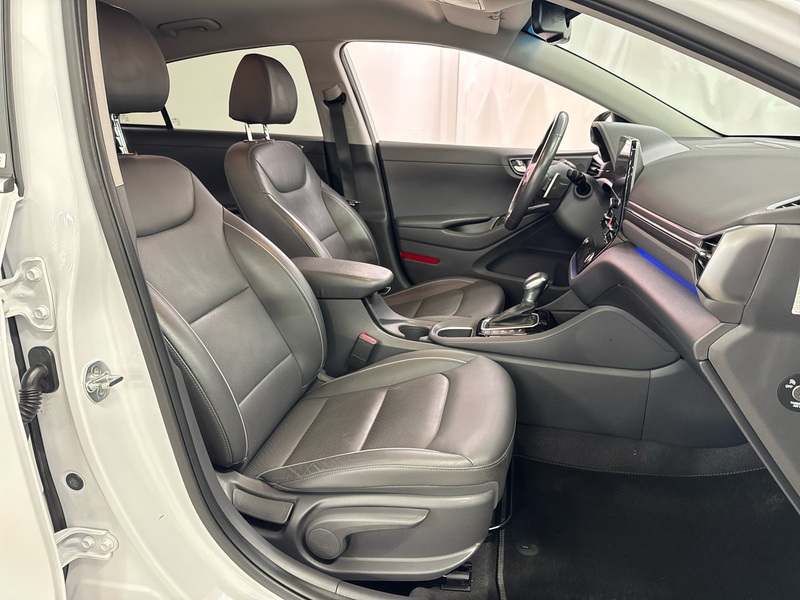 Hyundai IONIQ plug-in vaihtoauto