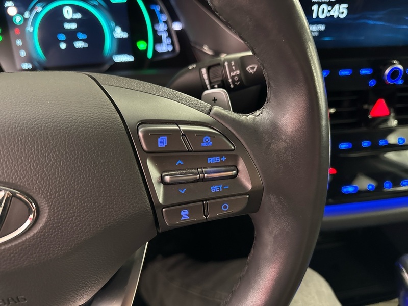 Hyundai IONIQ plug-in vaihtoauto