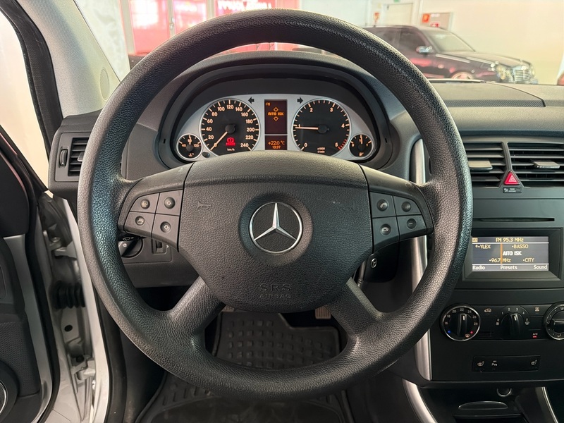 Mercedes-Benz B vaihtoauto