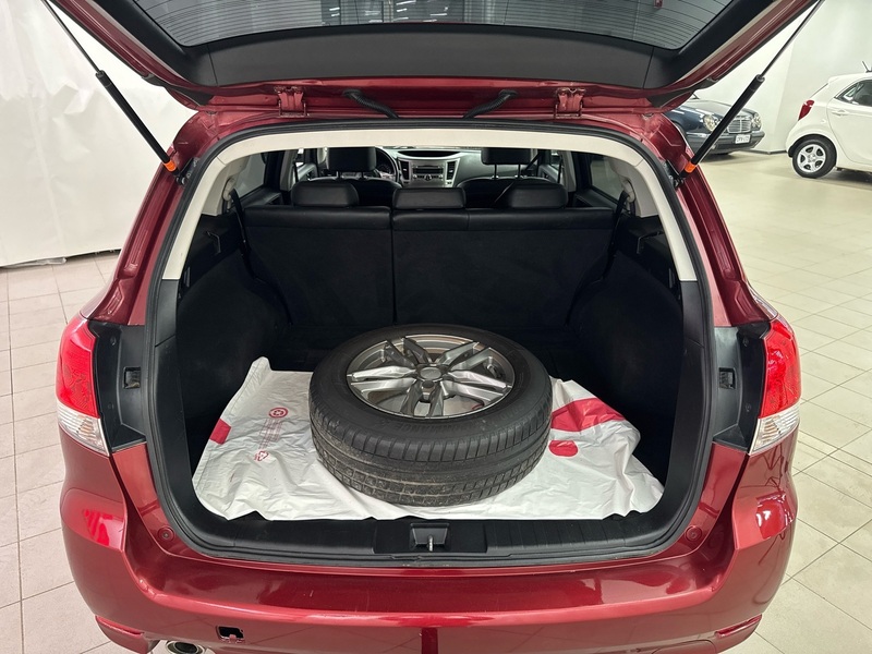 Subaru Legacy vaihtoauto