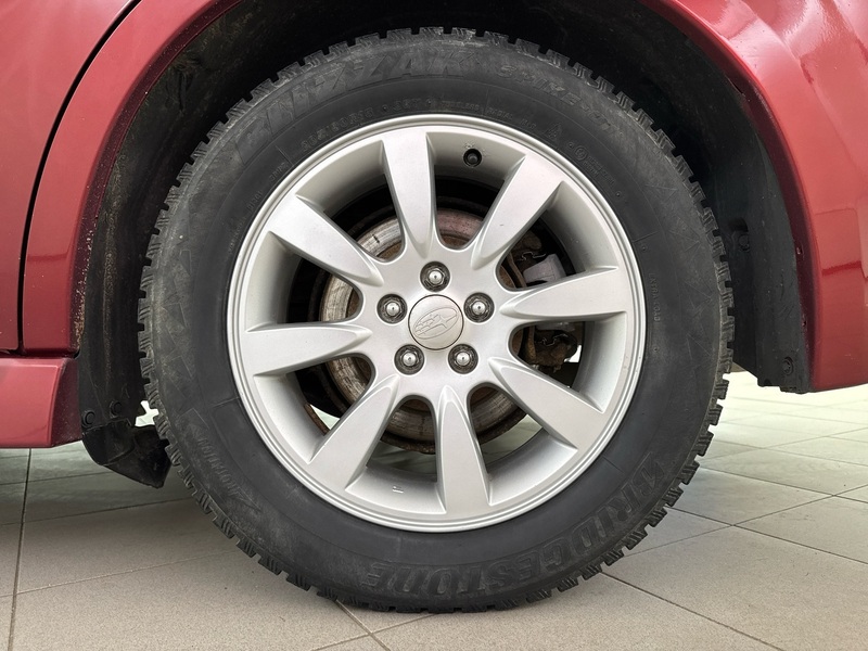 Subaru Legacy vaihtoauto