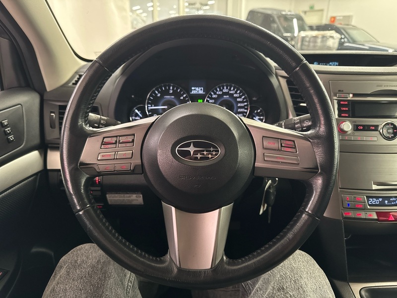 Subaru Legacy vaihtoauto