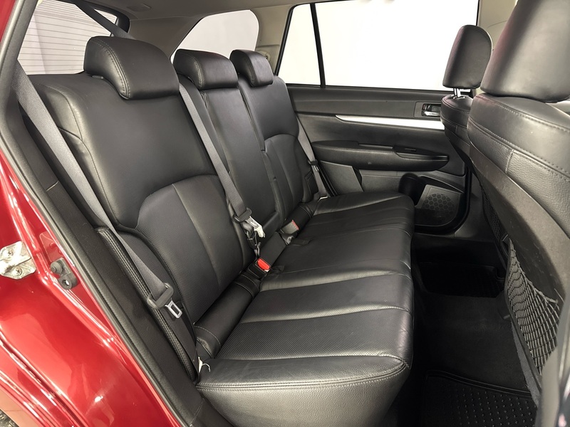 Subaru Legacy vaihtoauto