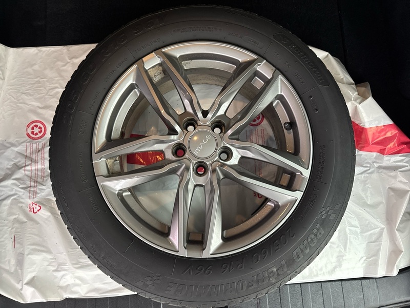 Subaru Legacy vaihtoauto