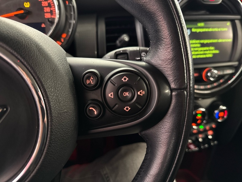 Mini Hatchback vaihtoauto