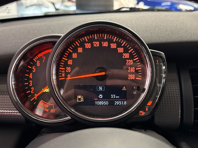 Mini Hatchback vaihtoauto