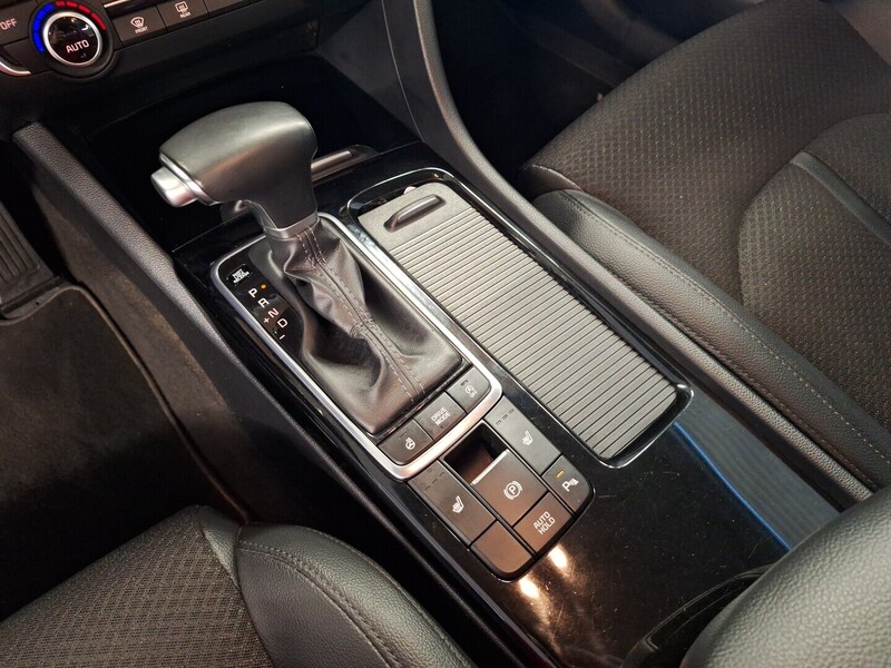 Kia Optima vaihtoauto