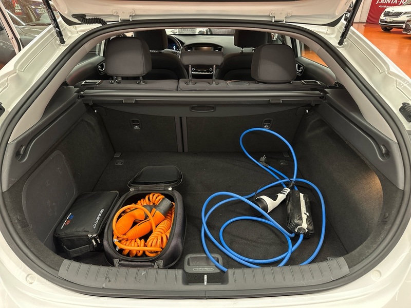 Hyundai IONIQ electric vaihtoauto