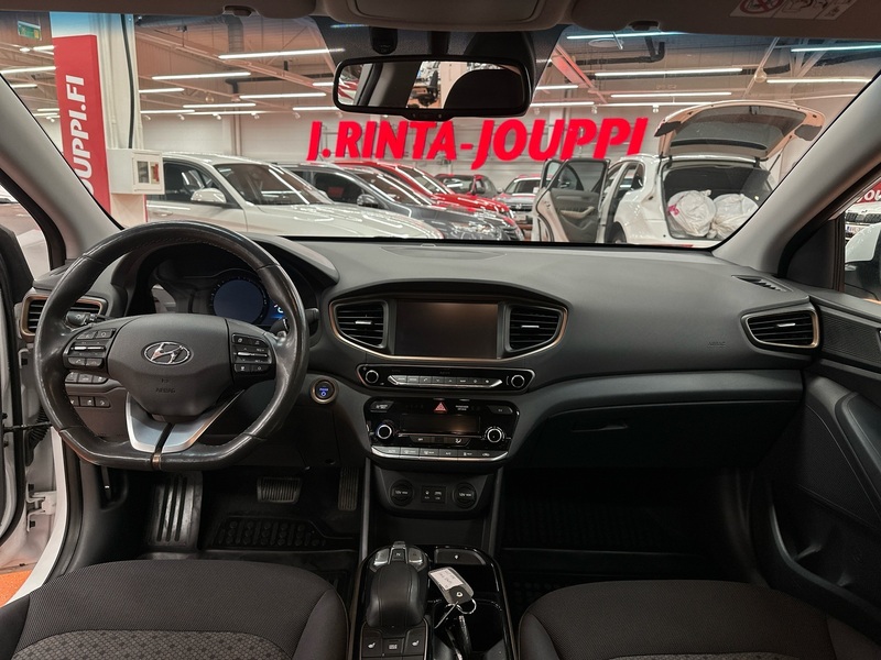 Hyundai IONIQ electric vaihtoauto