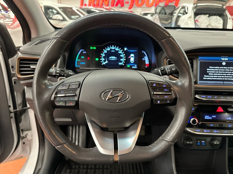 Hyundai IONIQ electric vaihtoauto
