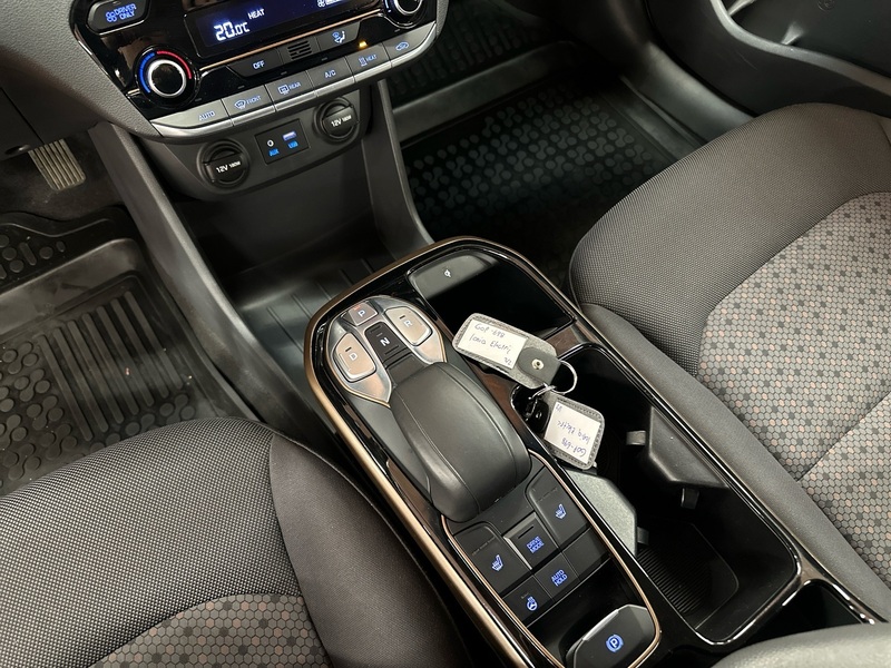 Hyundai IONIQ electric vaihtoauto