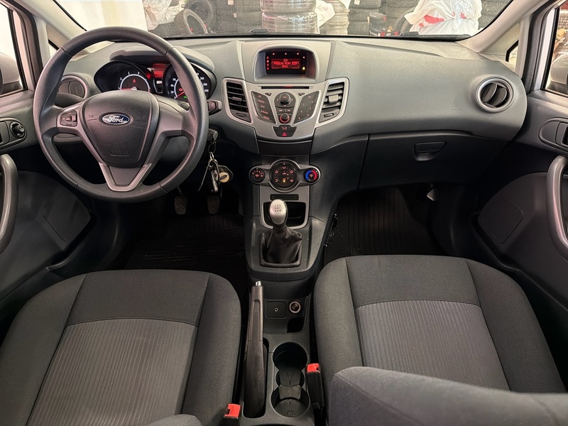 Ford Fiesta vaihtoauto