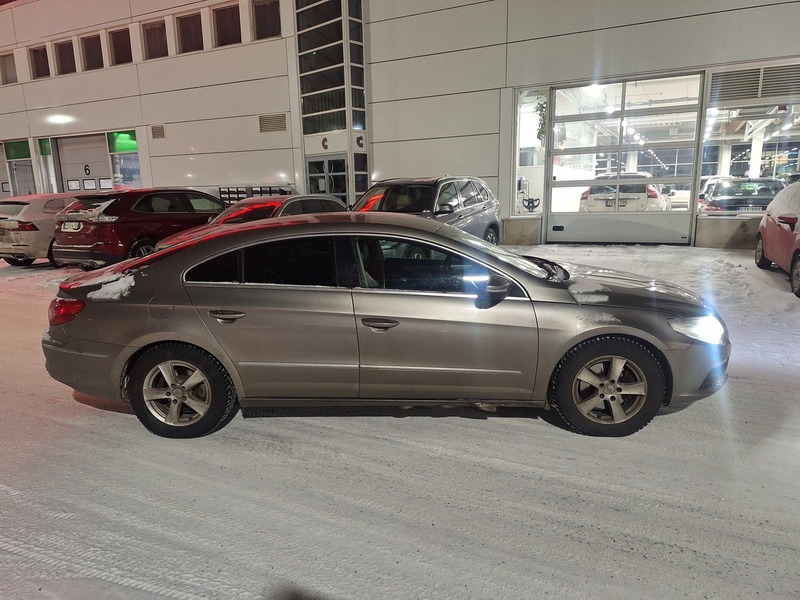 Volkswagen Passat CC vaihtoauto