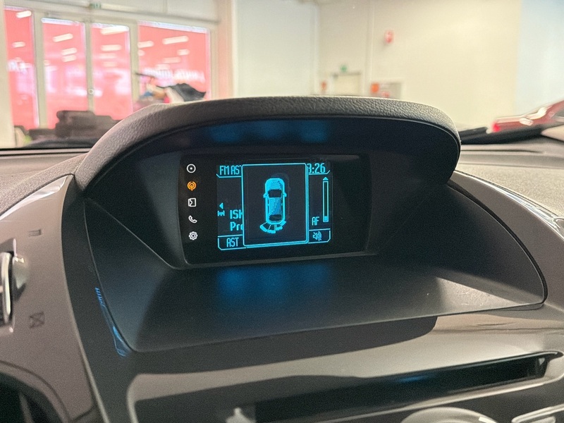 Ford Tourneo Courier vaihtoauto