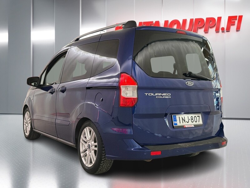 Ford Tourneo Courier vaihtoauto