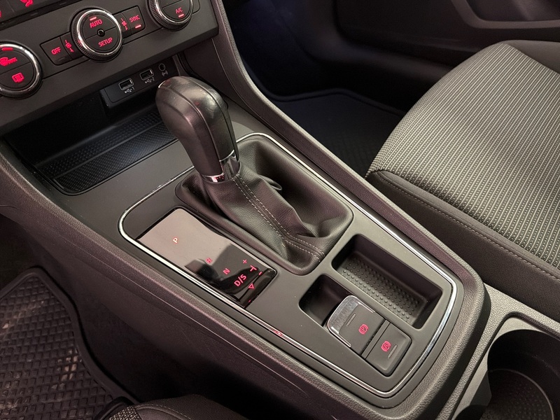 SEAT Leon ST vaihtoauto