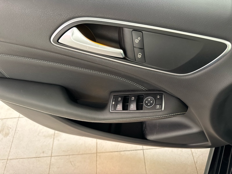 Mercedes-Benz B vaihtoauto