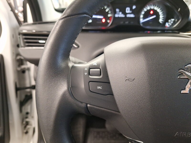 Peugeot 208 vaihtoauto