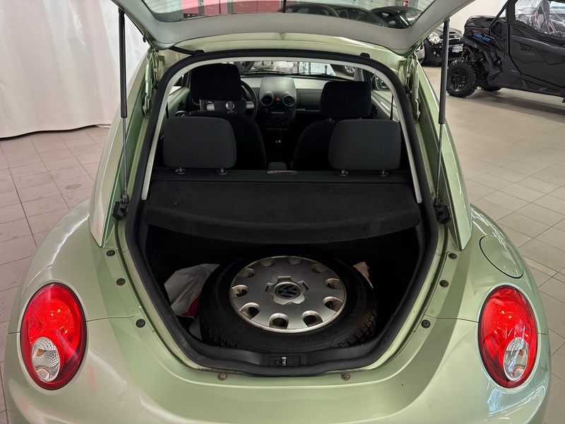 Volkswagen New Beetle vaihtoauto