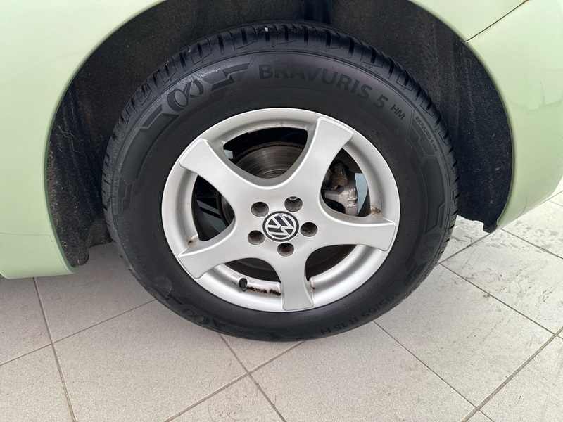 Volkswagen New Beetle vaihtoauto