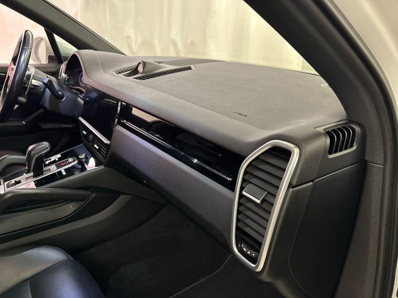 Porsche Cayenne vaihtoauto