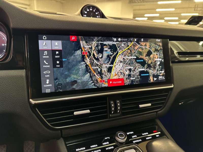 Porsche Cayenne vaihtoauto