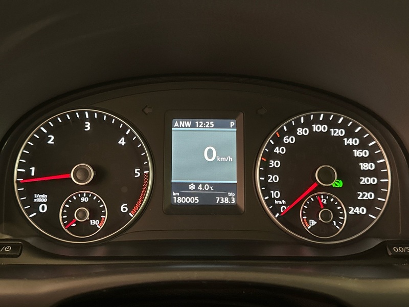 Volkswagen Touran vaihtoauto