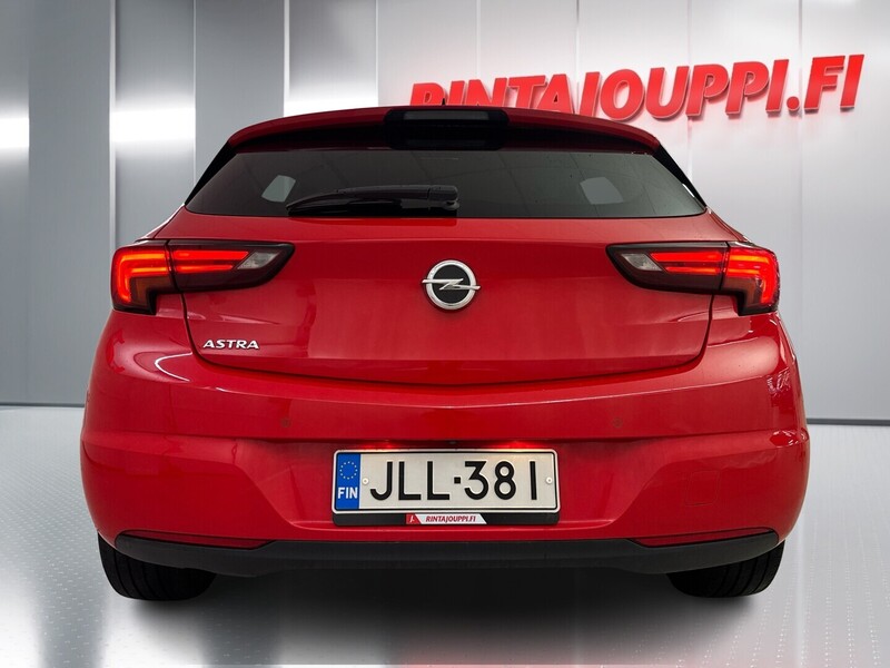 Opel Astra vaihtoauto